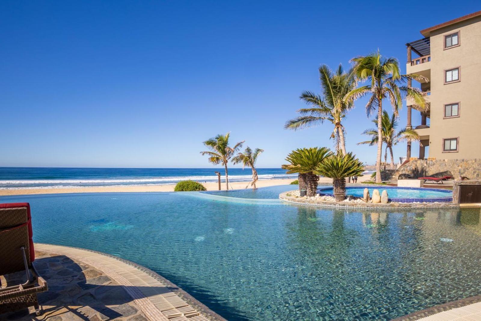 Luxury Oceanfront Condo On Cerritos Beach San Carlos  エクステリア 写真